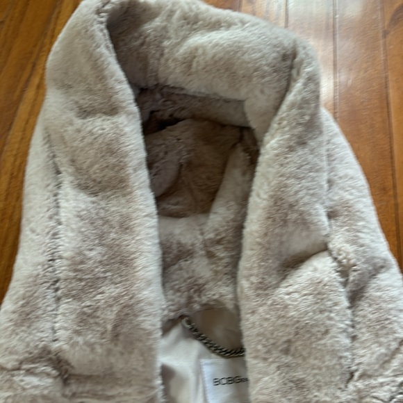 BCBG generation faux fur vest - Picture 6 of 8